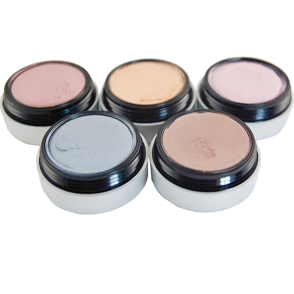 Signature Natural Eye Shadow Base No. 2 image number 2